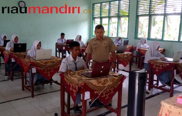 Hadapi Ujian Nasional Berbasis Komputer, Siswa Ngaku Deg-Degan