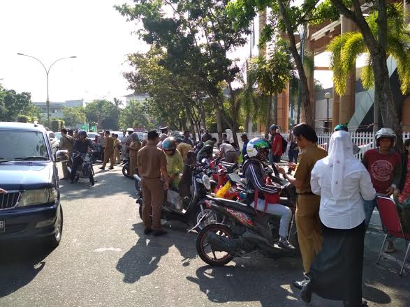 Razia STNK Tahap 2 di Pekanbaru, Ratusan Pengendara Ditilang