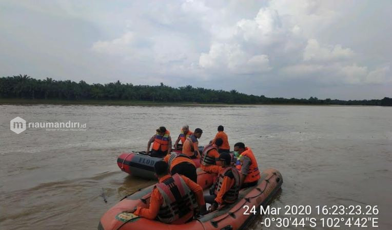 Berkelahi di Acara Orgen Tunggal, Warga Inhu Lompat dan Tenggelam di Sungai Indragiri