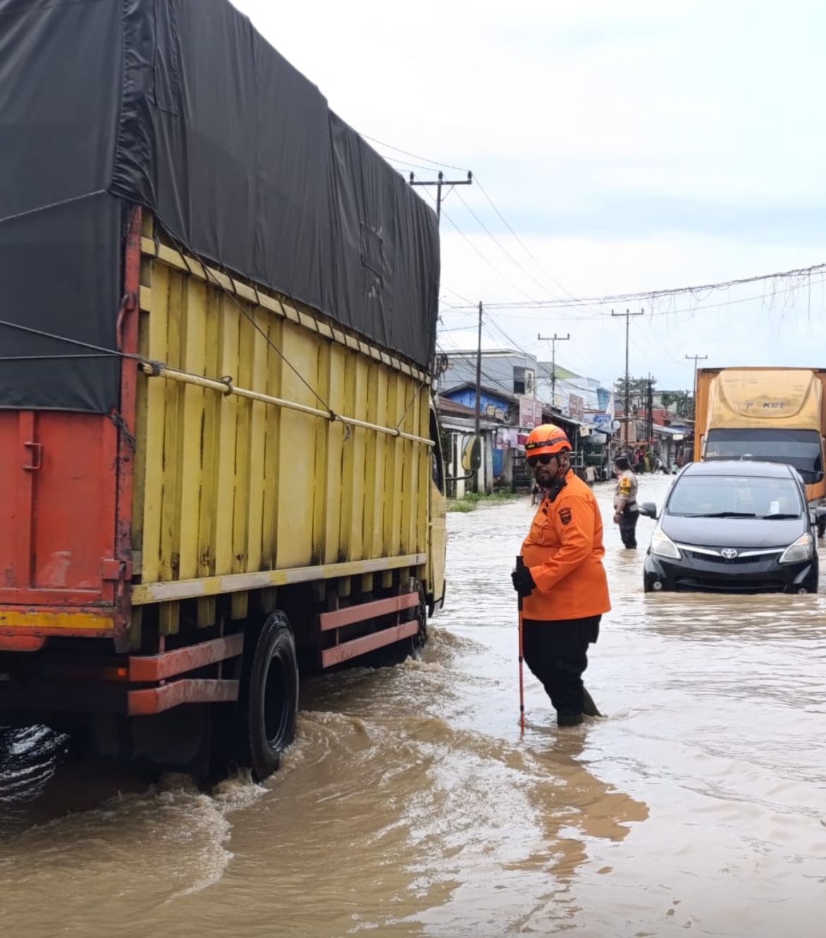 Meluas, Banjir Rob Rendam Wilayah Pesisir Inhil