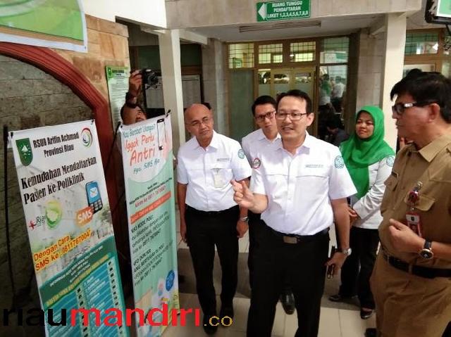 Direktur Utama BPJS Kesehatan Takjub Lihat Perkembangan RSUD Arifin Achmad