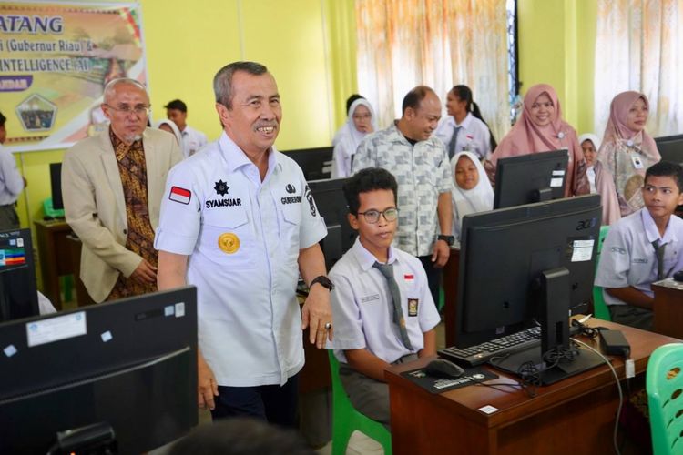 Riau Dahului Target UNESCO Dalam Penerapan Pembelajaran Berbasis AI