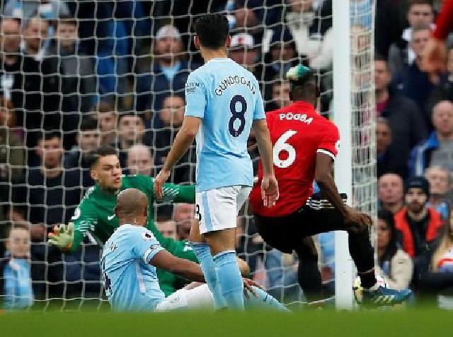 Menang, MU Tunda Pesta Juara City