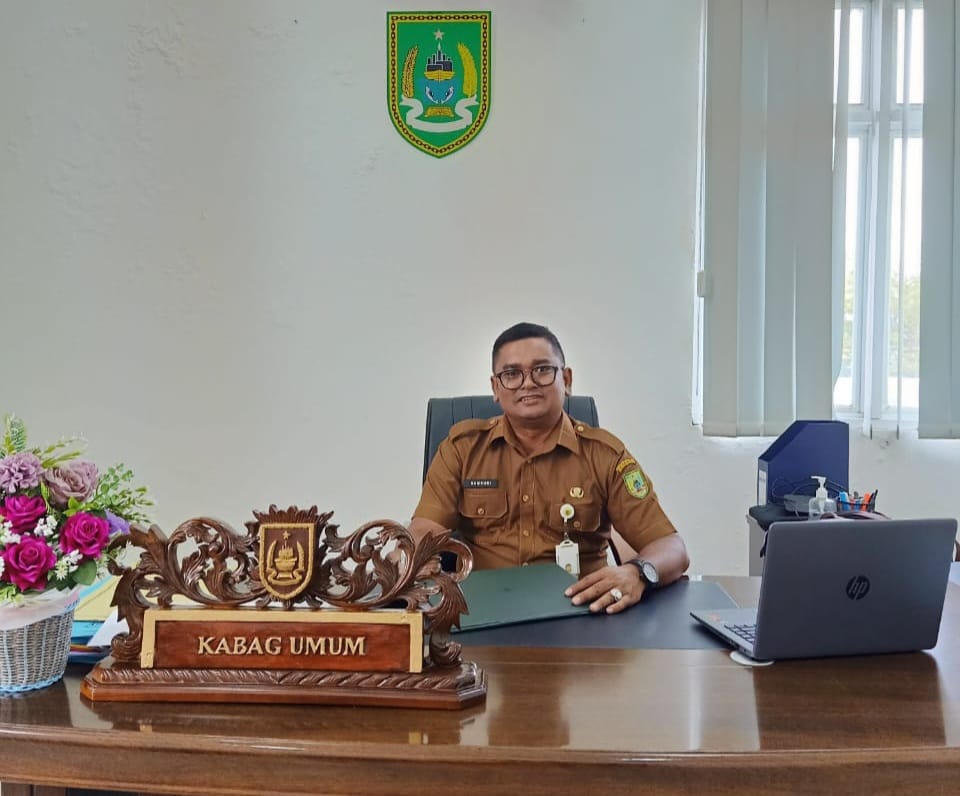 Heboh Kursi Pijit Bupati dan Wabup Rohil, Samsuri : Untuk Menjaga Kebugaran Pimpinan