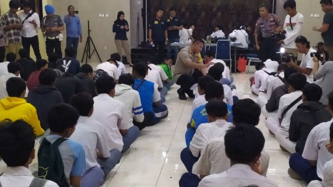 Dilarang Ikut Demo, Polisi Amankan 179 Pelajar Depok
