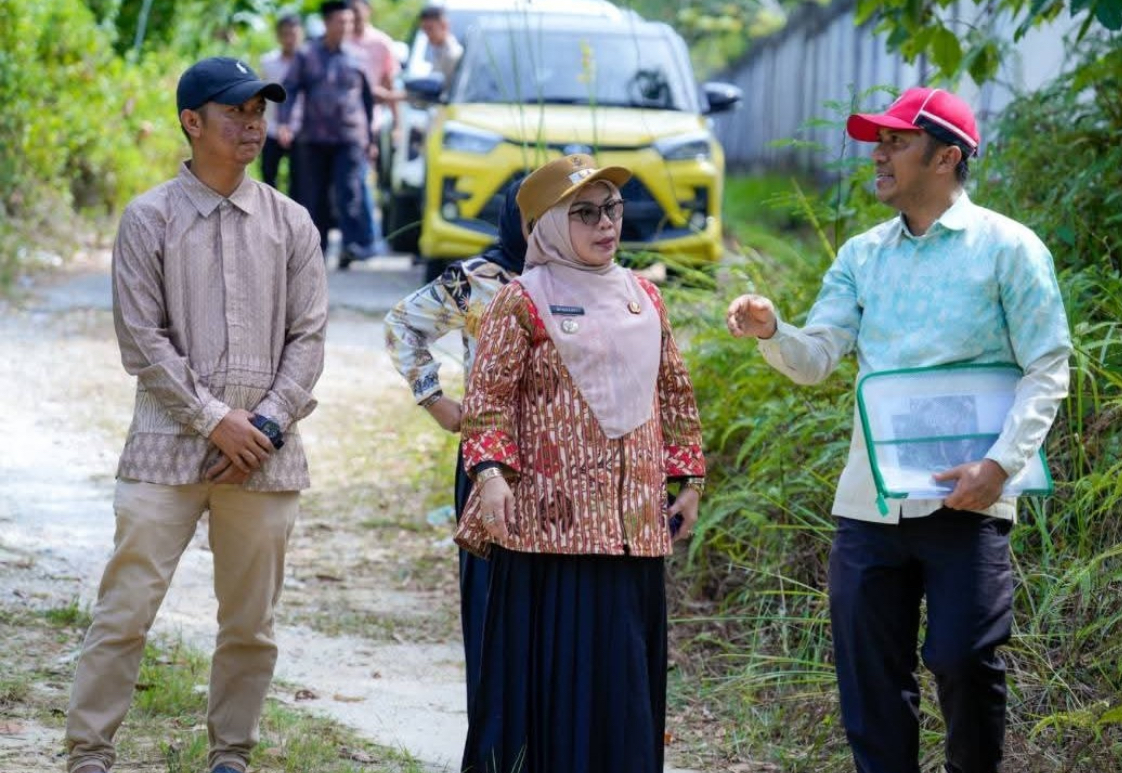 Wabup Misharti Tinjau Lokasi Pembangunan Sekolah Rakyat
