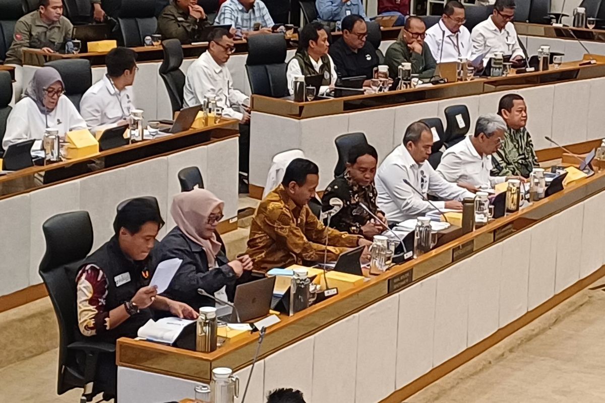 Titiek Soeharto Marah Besar! Desak Kementerian Kehutanan Hentikan Penebangan Pohon di Tengah Bencana