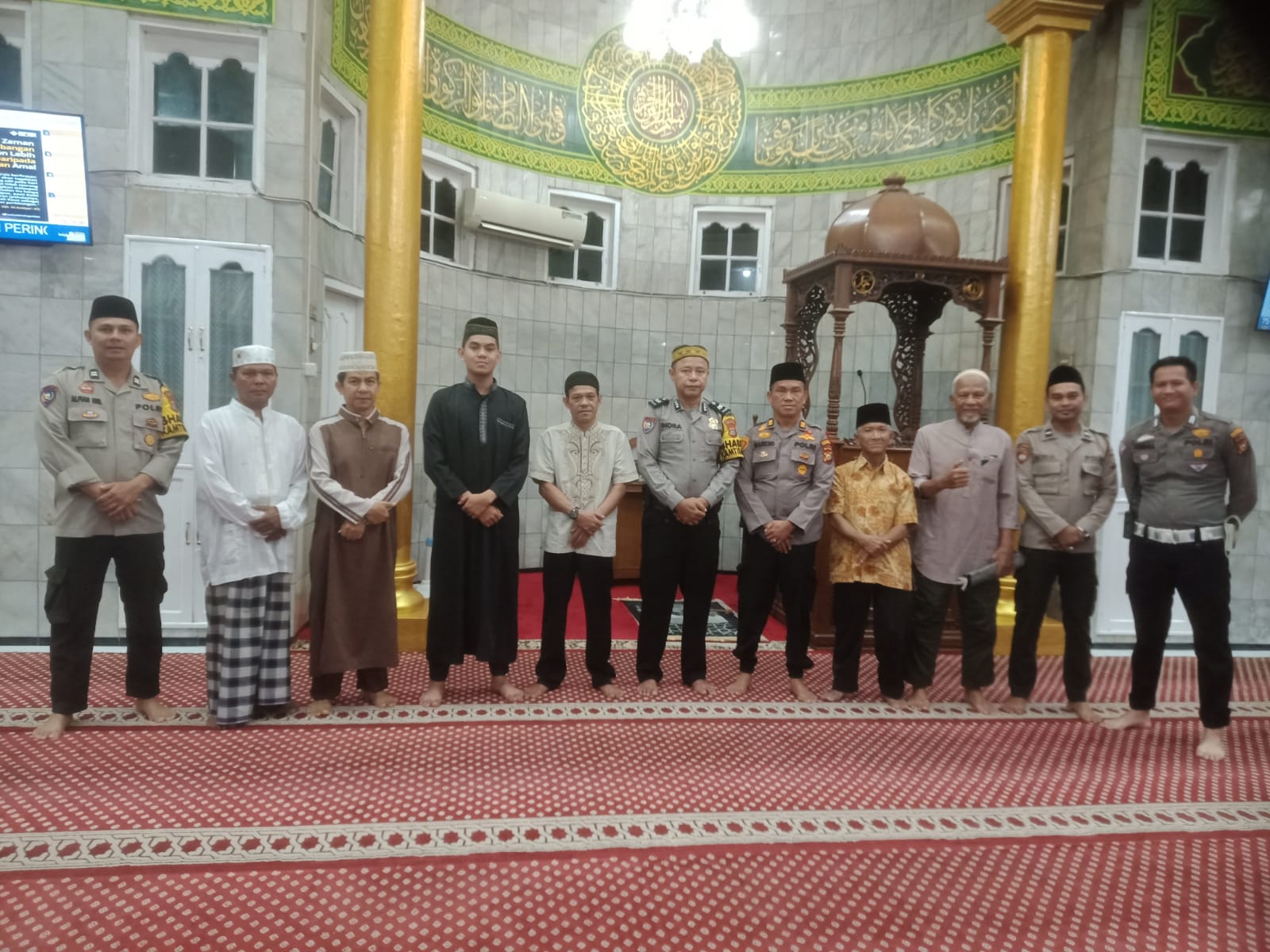 Dialog Subuh di Masjid Baitul Mukminin, Polsek Sukajadi Minta Warga Saling Membahu Jaga Kamtibmas