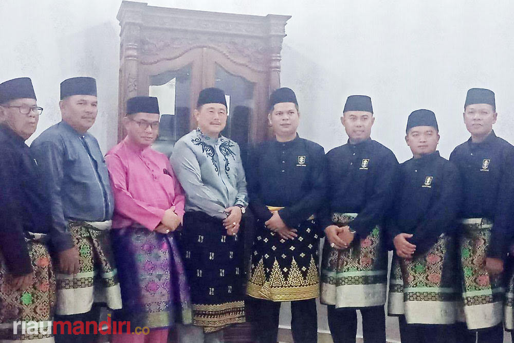 Wakil Bupati Halim Dipinang LAMR Kuansing untuk Menerima Gelar Adat