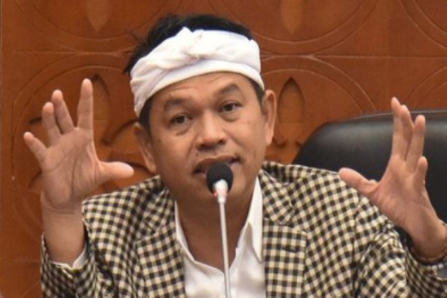 Tekan Penyebaran Wabah PMK, Komisi IV DPR RI Minta Kementan Segera Ambil Langkah Cepat