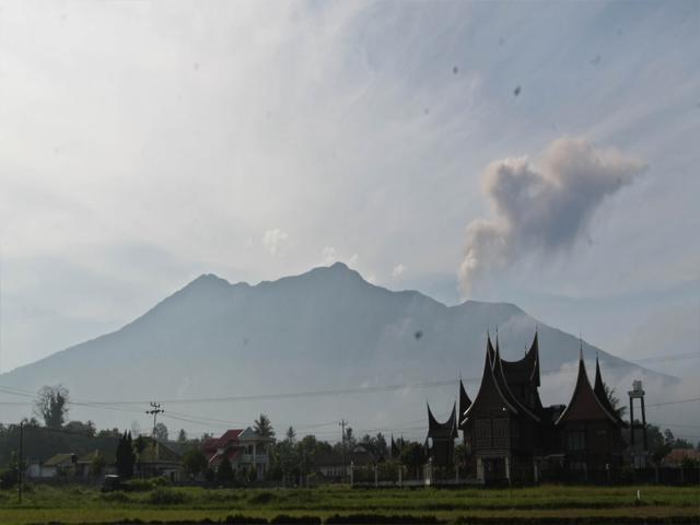 Gempa tak Pengaruhi Aktivitas Gunung Marapi