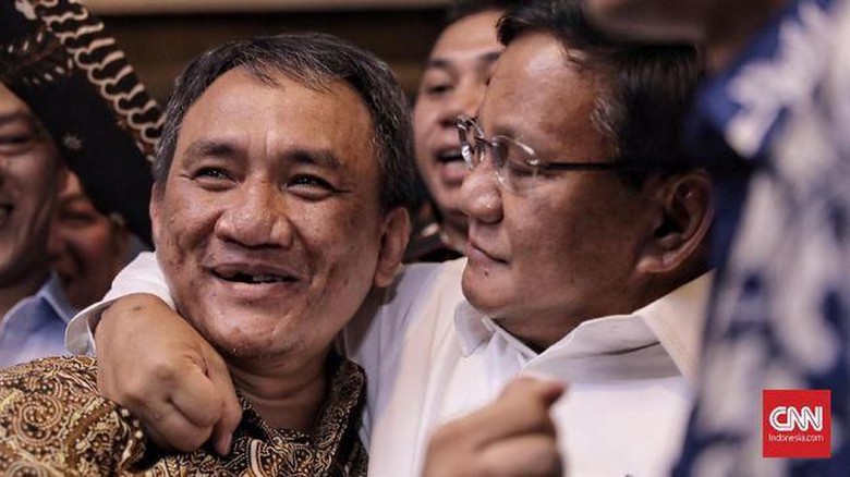 Dirangkul Prabowo, Begini Kata Andi Arief