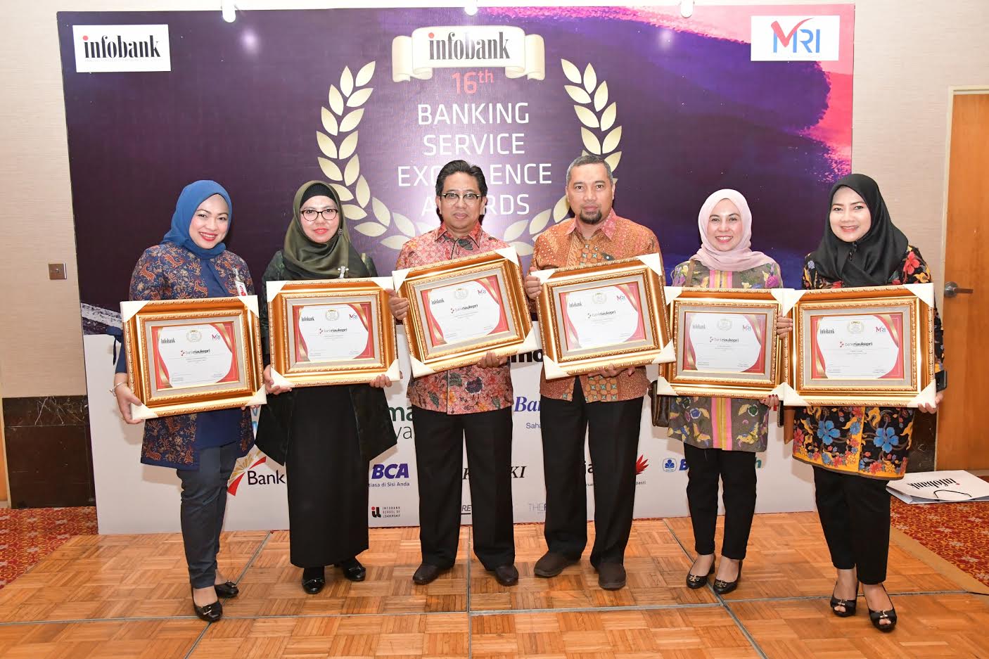 Bank Riau Kepri Raih Banking Service Excellence Awards 2019