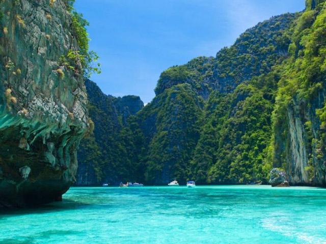 Film Travelling untuk Ditonton Weekend Ini