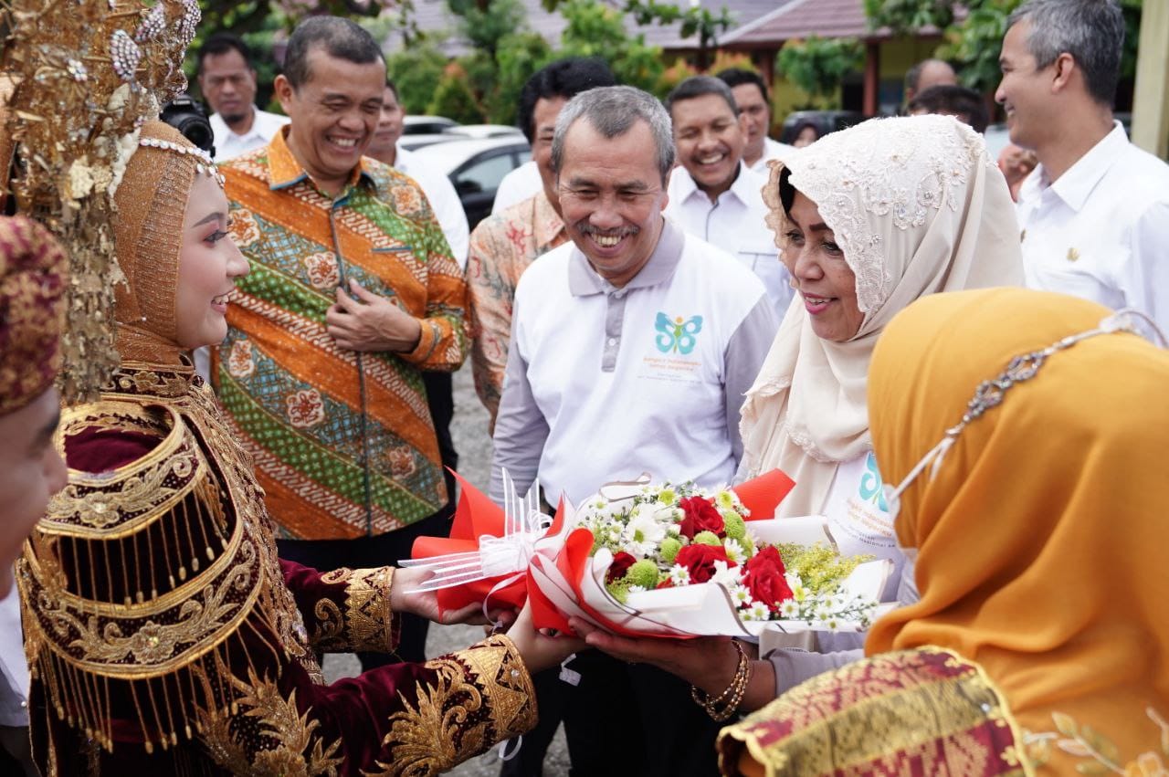 Gubri Syamsuar Hadiri Festival Pelajar Nusantara di SMA 5 Pekanbaru, Ini Pesannya