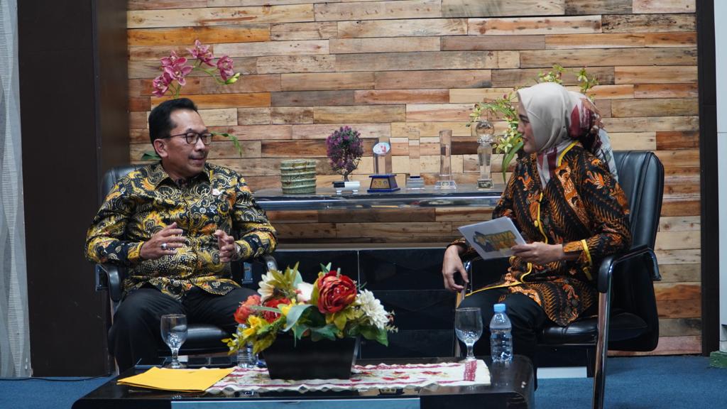 Wakajati Riau Jadi Narsum Pada Giat Tanya Jaksa dengan Tema Restorative Justice