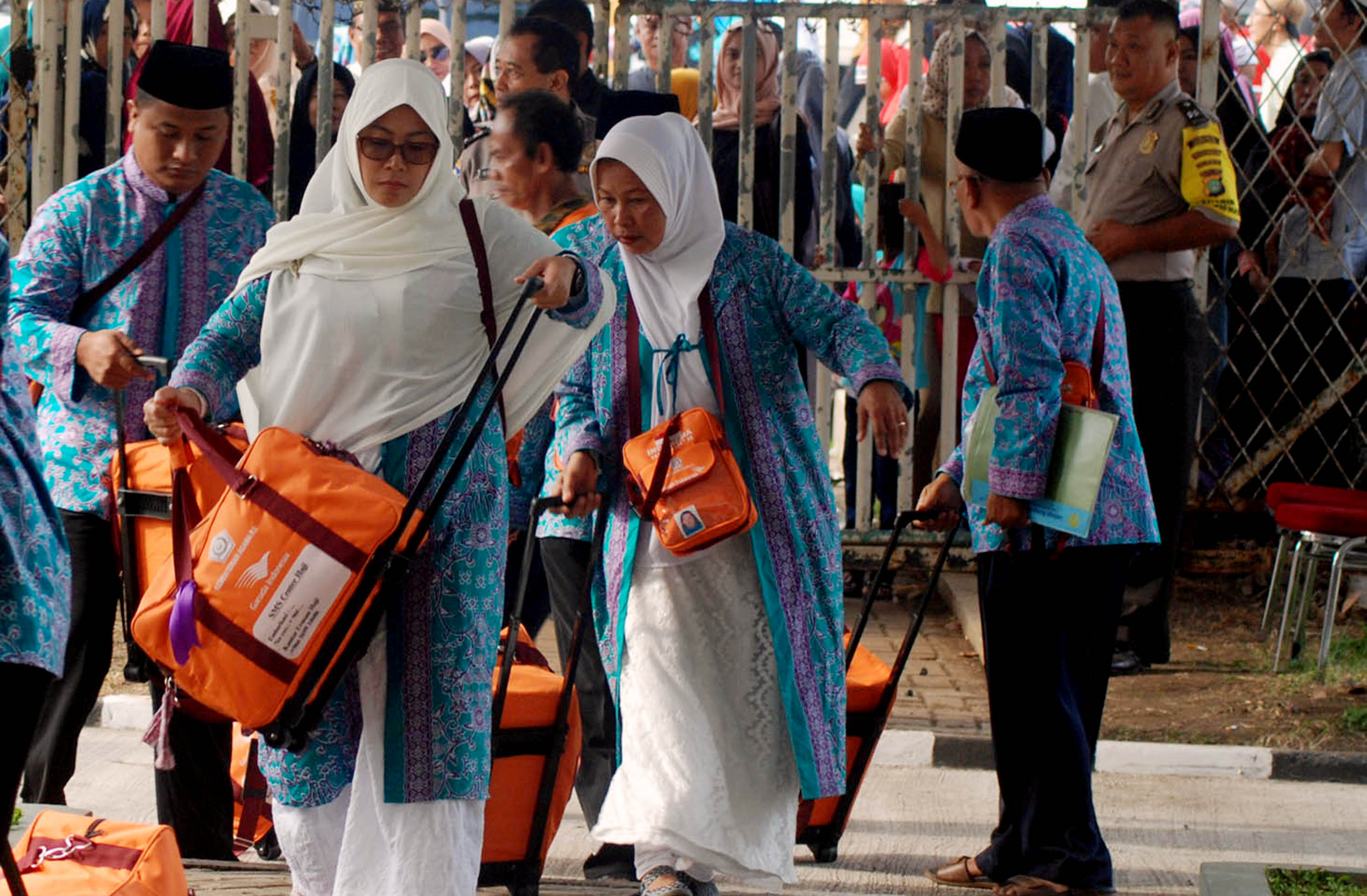 PPIH Usut Bus yang Turunkan Paksa Jamaah Haji Indonesia