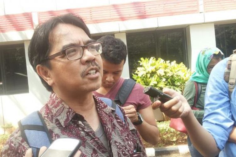 Ade Armando Konsultasi ke Kepolisian untuk Laporkan Balik Fahira Idris