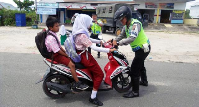 Polisi Larang Pelajar Bawa Kendaraan ke Sekolah