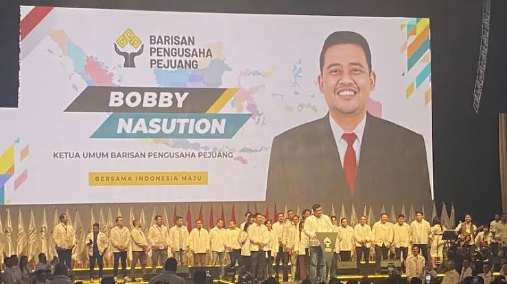 Bobby Nasution Deklarasi Dukungan Prabowo-Gibran Bersama Barisan Pengusaha