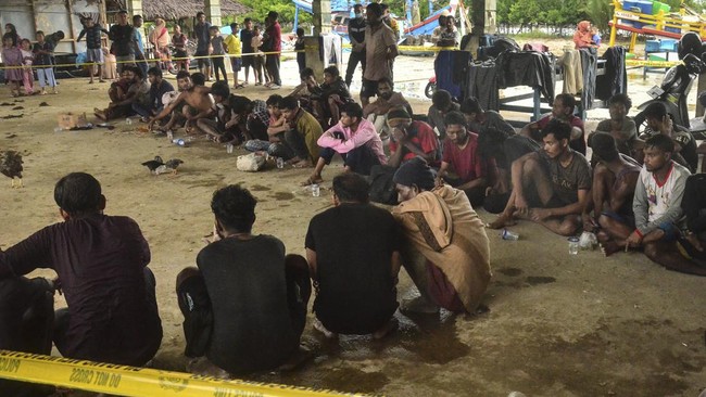 TNI AU Kerahkan Pesawat Pantau Pelayaran Imigran di Perairan Aceh