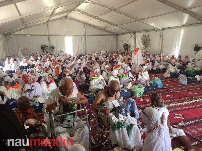 Besok Puncak Haji, Jutaan Jamaah dari Penjuru Dunia Wukuf di Arafah
