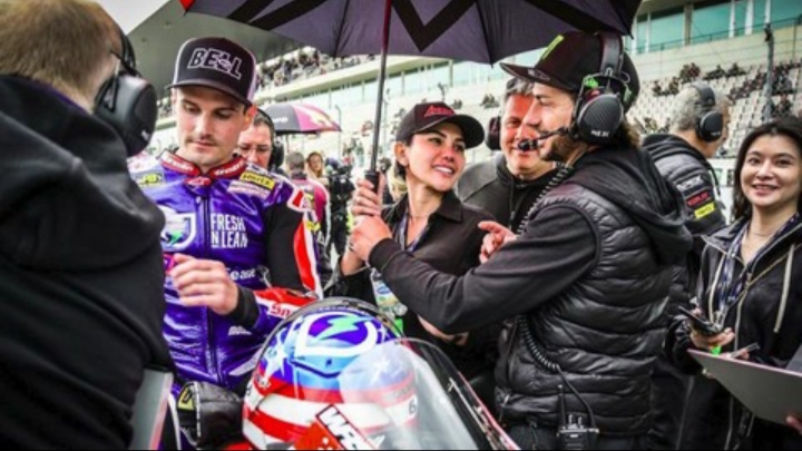 Pacari Mantan Rider MotoGP, Nikita Mirzani Makin Bucin