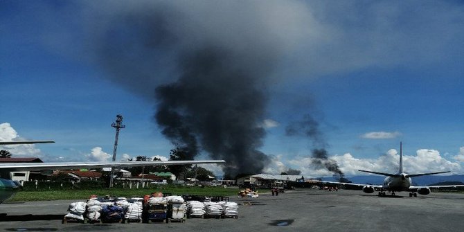 Bandara Wamena Ditutup Karena Demonstrasi Berujung Anarkis