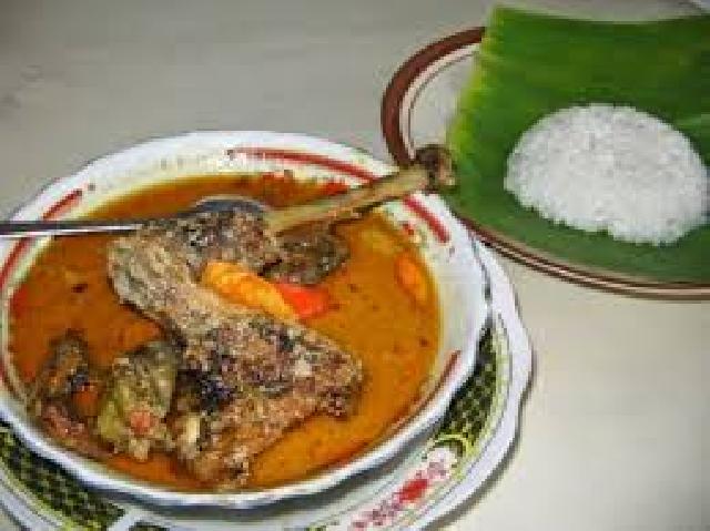 Ayam lodho Pak Yusuf