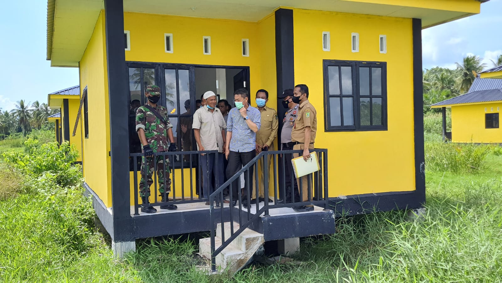 Bupati dan Wabup Rohil Tinjau Pembangunan 15 Unit Restlemen di Bagan Hulu