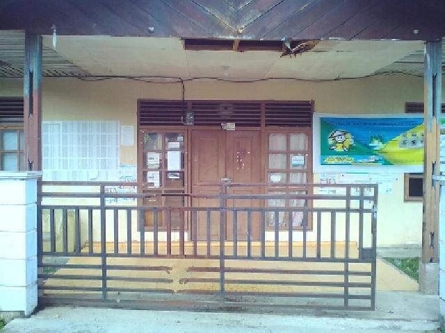 Miris, Desa di Kuansing Ini Tidak Ada Pembangunan dan Kantor Kepala Desanya Dibiarkan Tak Terpakai