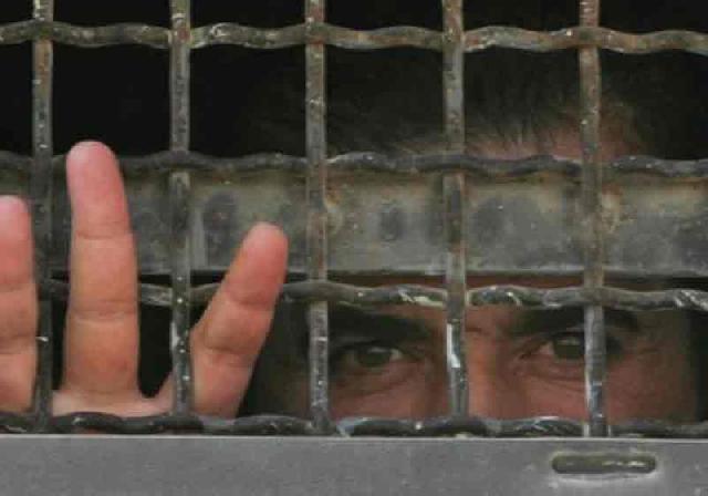 Israel Tolak Bebaskan Tahanan Termuda Dunia