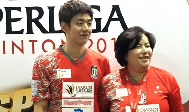 Ibunda Lee Yong Dae: Terima Kasih untuk Fans di Indonesia