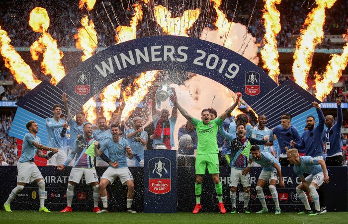 Luar Biasa, Manchester City Raih Treble Gelar Juara 
