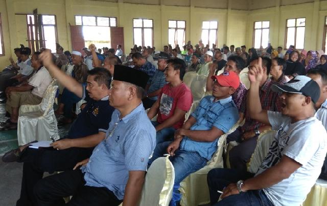 Ratusan Masyarakat Teluk Pinang-Inhil Padati Kampanye Cawagub Edy Natar