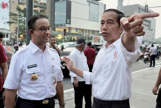 Tegaskan Lockdown Adalah Kewenangan Pusat, Jokowi: Kita Belum Ada Berpikir ke Sana