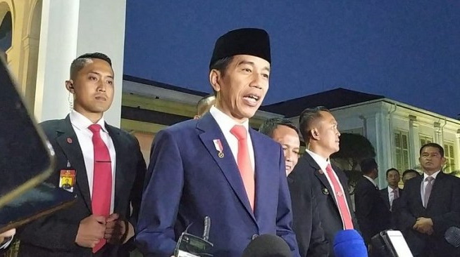 Pelantikan Berjalan Lancar, Jokowi Ucapkan Terimakasih Pada TNI-Polri dan BIN