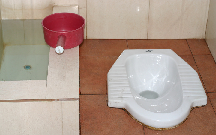 Ini Bukti Toilet Jongkok Lebih Sehat dari Toilet Duduk