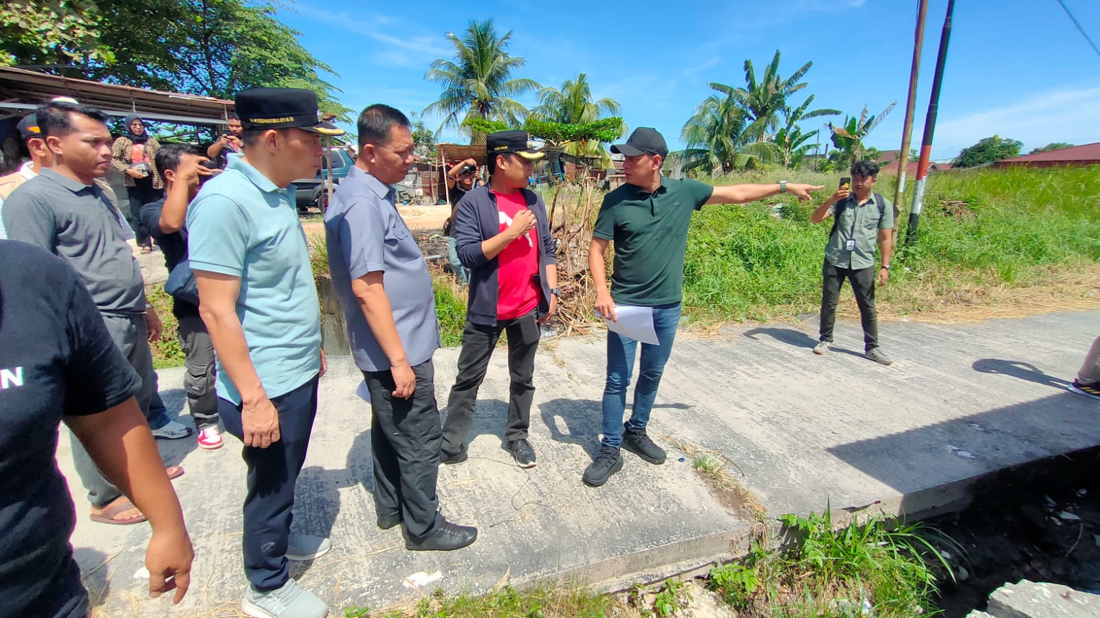 Pengerjaan Perbaikan Jalan Swakarya Terus Digesa