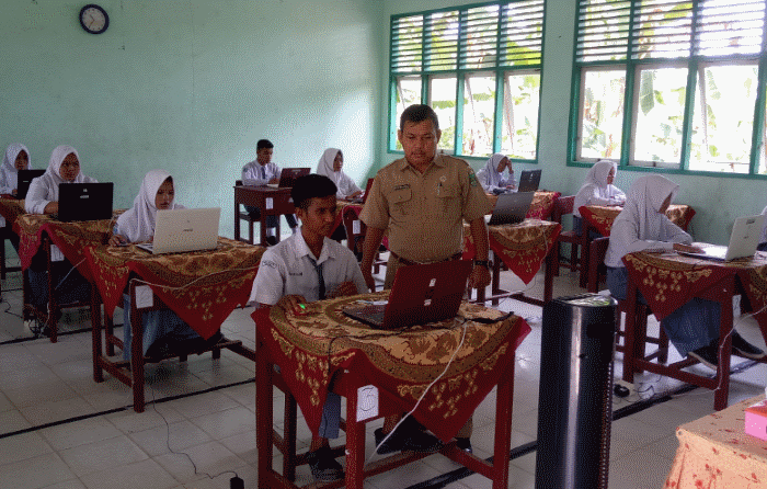 Siswa SMA/SMK dengan Nilai UN Rendah Bisa Ujian Perbaikan, Catat Tanggalnya