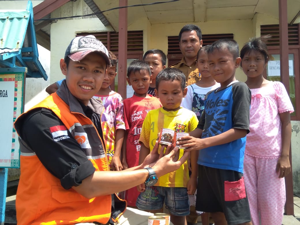 Terjunkan Tim Relawan, Rumah Zakat Bantu Korban Puting Beliung di Tanah Merah