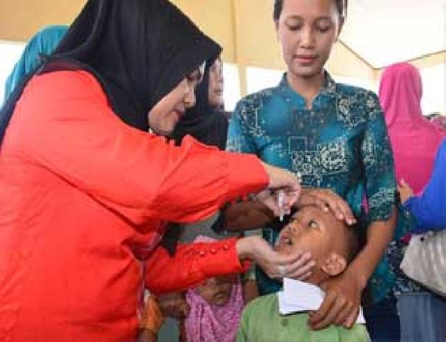Jaring Terus Anak Balita untuk PIN Polio