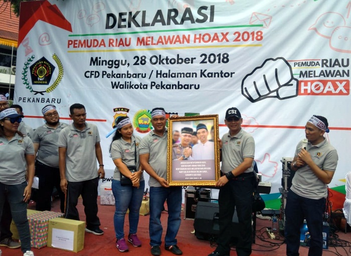 Foto Milik Susanto Terjual Rp30 Juta, JRS: Kapolresta dan UAS adalah Tokoh Inspiratif Saya