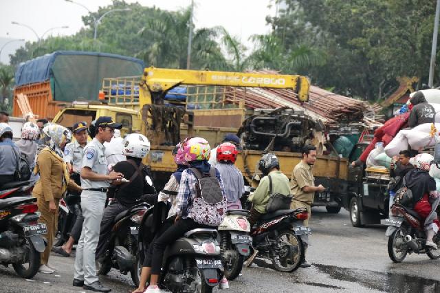 Akhir Juli, Pajak Kendaraan Bermotor di Riau Ditertibkan