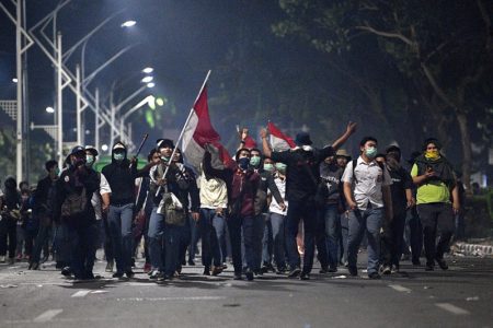 Polisi Tetapkan 20 Tersangka Demo Berujung Rusuh