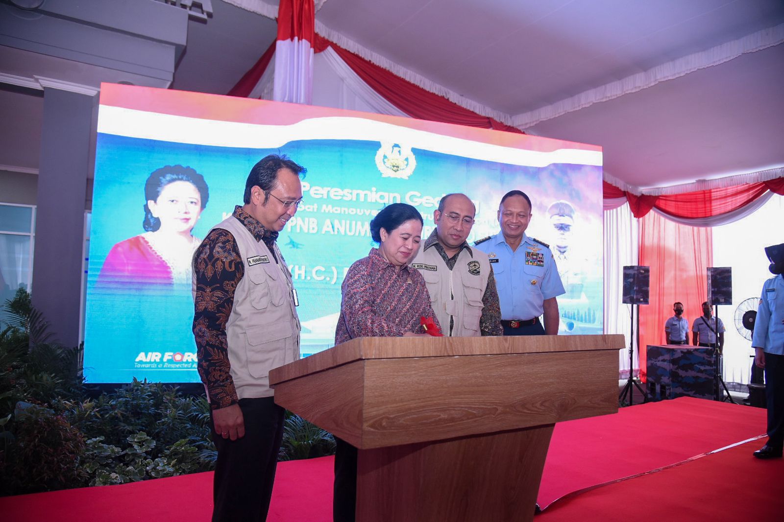 Diresmikan Puan, Nama Suami Pertama Megawati Diabadikan di Lanud Iswahjudi