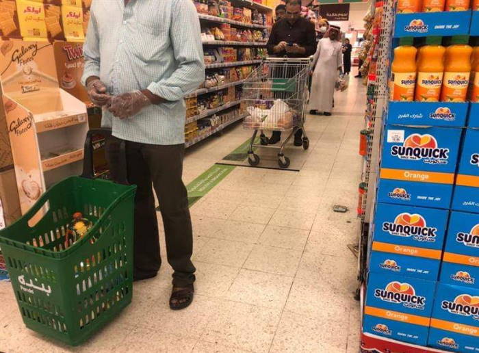 Terapkan Physical Distancing Cegah Corona, Bukan Social Distancing-Ini Bedanya