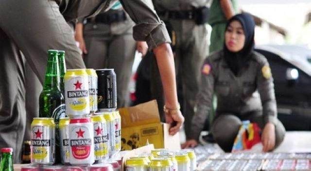 Polisi Sita 858 Botol Bir di Rambah