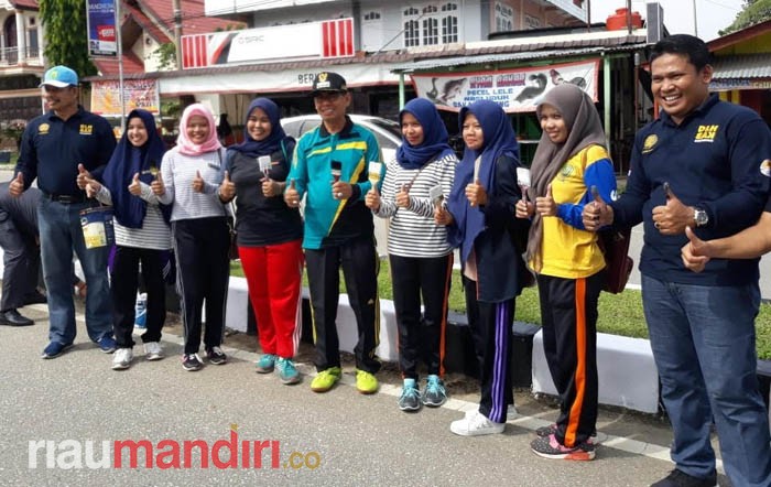 Bupati Kuansing Ikut Goro HUT RI, Kadis DLH Siap Pelihara Kebersihan dan Keindahan Kota