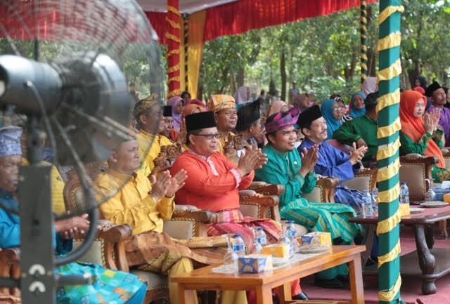 Pembukaan MTQ Kecamatan Pusako di Kawasan Objek Wisata Danau Naga Sakti